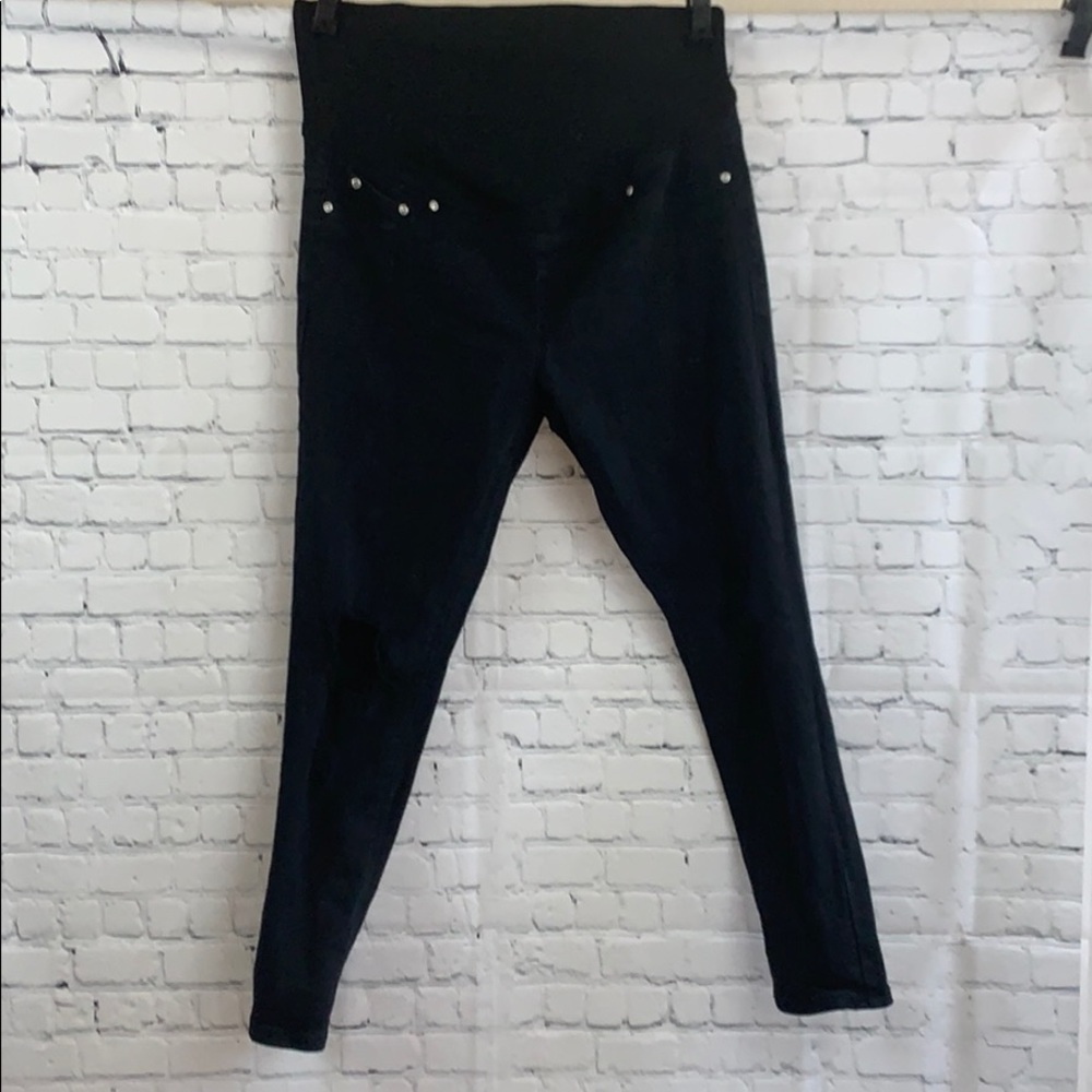 Boohoo Distressed Maternity Jean